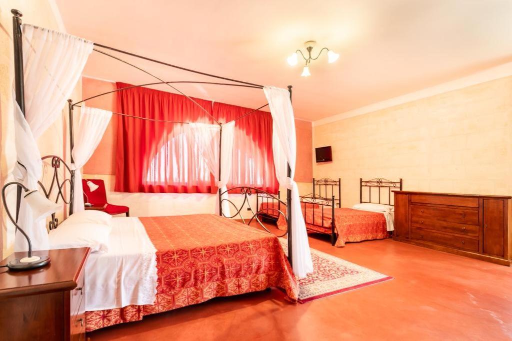 Deluxe Quadruple Room